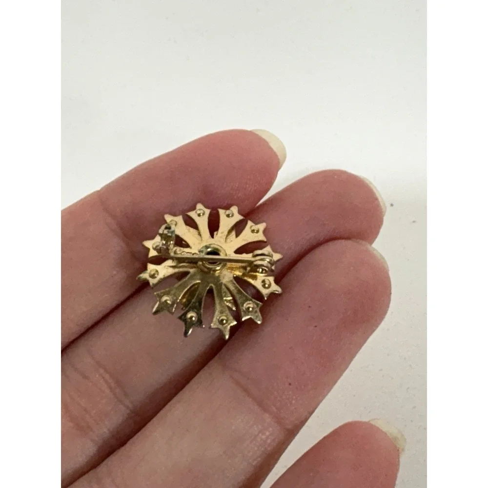 Vintage Coro Stardust Green Stone Faux Pearl Crystals Gold Tone Baroque Brooch